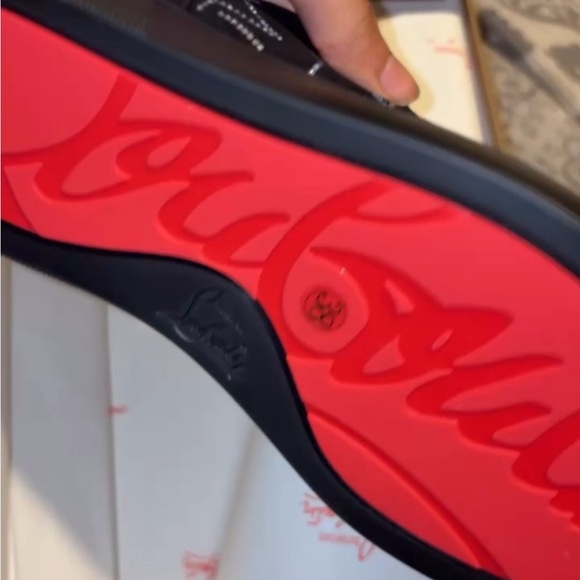 Christian Louboutin Red Shoe Care Set - Picture 3 of 3